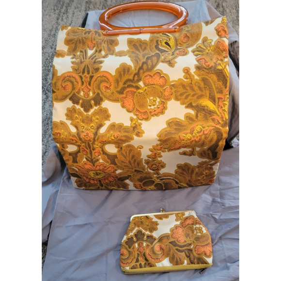 Unbranded Handbags - Vintage 1960's Fold over Mod Purse/Tote with Bakelite Handles with small purse